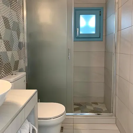 Ad Astra Apartment Naousa (Paros)