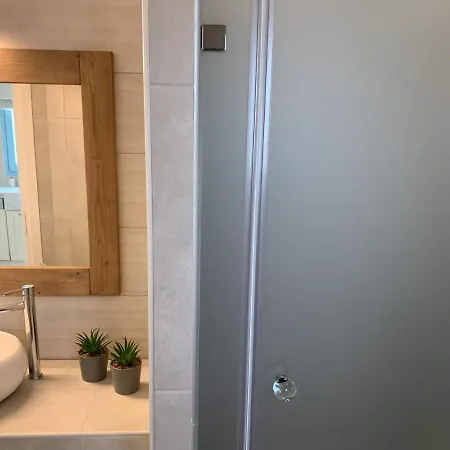 Ad Astra * Naousa (Paros)